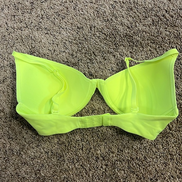 SKIMS Wear Everywear Lightly Lined Plunge Bra Neon Yellow Size 32DD NWOT - Picture 3 of 4